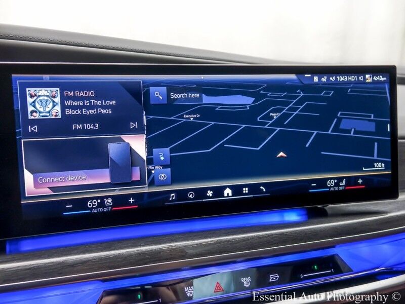 2023 BMW i7 xDrive60 Willowbrook IL