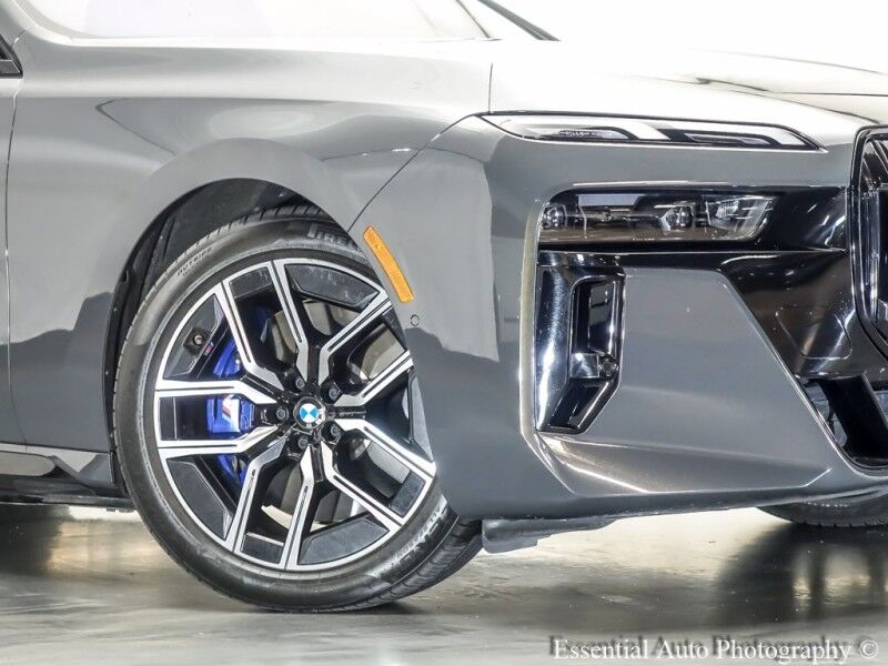 2023 BMW i7 xDrive60 Willowbrook IL