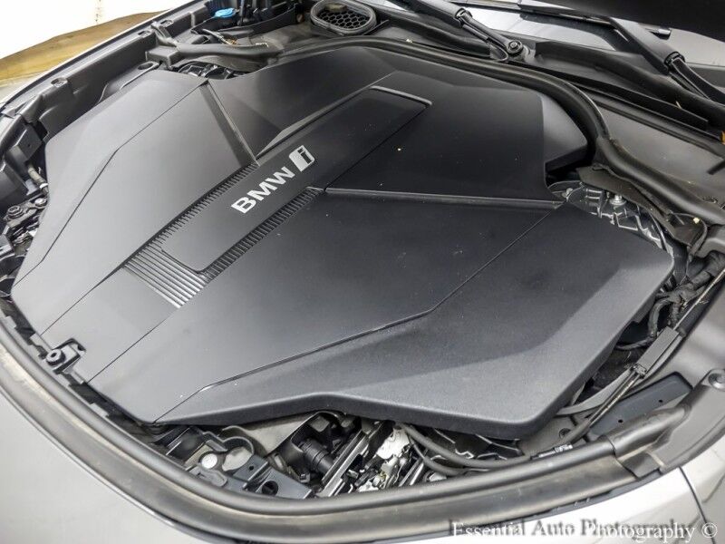 2023 BMW i7 xDrive60 Willowbrook IL