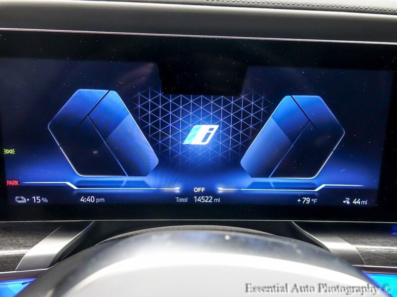 2023 BMW i7 xDrive60 Willowbrook IL