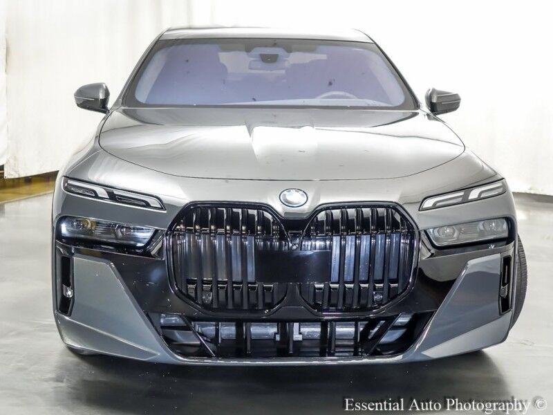 2023 BMW i7 xDrive60 Willowbrook IL