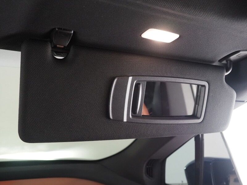 2023 BMW iX M60 *LUXURY PKG, DRIVING ASSIST PRO PKG, HEADS-UP DISPLAY, NAVIGATION, ADAPTIVE CRUISE, 360 CAMERAS, PANO ECLIPSING ROOF, LEATHER, CLIMATE/MULTI-FUNCTION SEATS, BOWERS & WILKINS, WIRELESS CHARGING, ANDROID & APPLE Round Rock TX