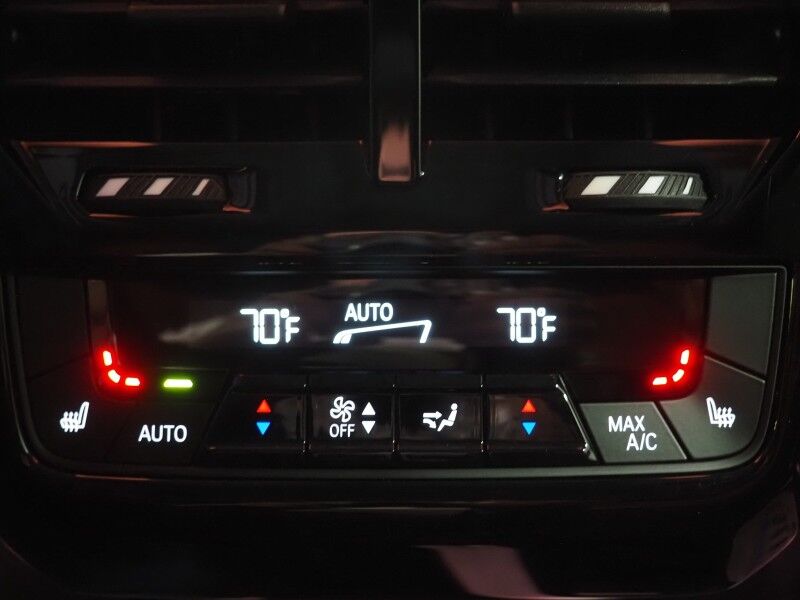 2023 BMW iX M60 *LUXURY PKG, DRIVING ASSIST PRO PKG, HEADS-UP DISPLAY, NAVIGATION, ADAPTIVE CRUISE, 360 CAMERAS, PANO ECLIPSING ROOF, LEATHER, CLIMATE/MULTI-FUNCTION SEATS, BOWERS & WILKINS, WIRELESS CHARGING, ANDROID & APPLE Round Rock TX