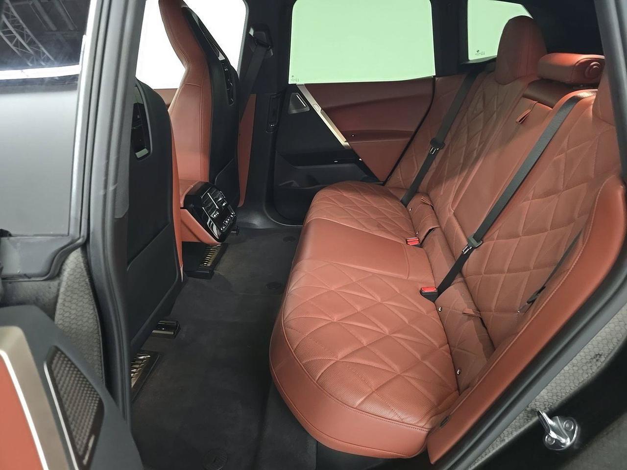 2023 BMW iX M60 Soft Close Doors / Adaptive Cruise Portland OR
