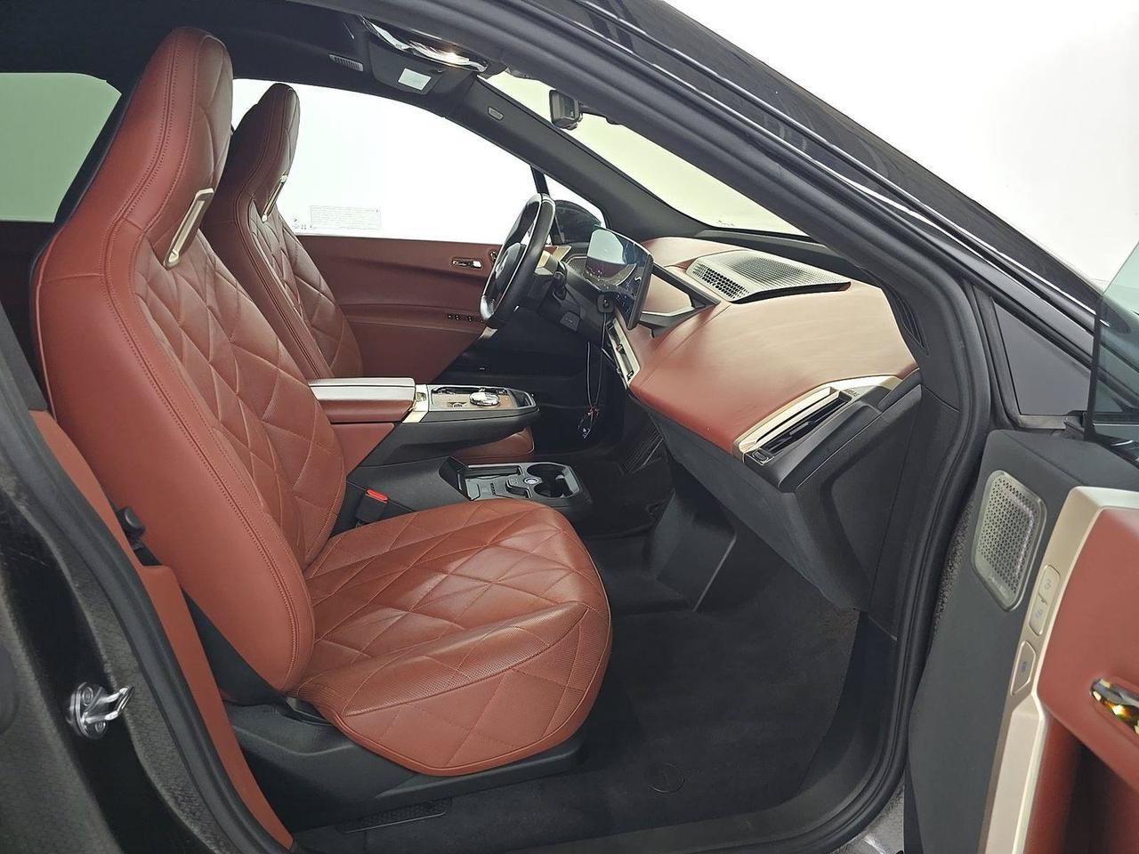 2023 BMW iX M60 Soft Close Doors / Adaptive Cruise Portland OR
