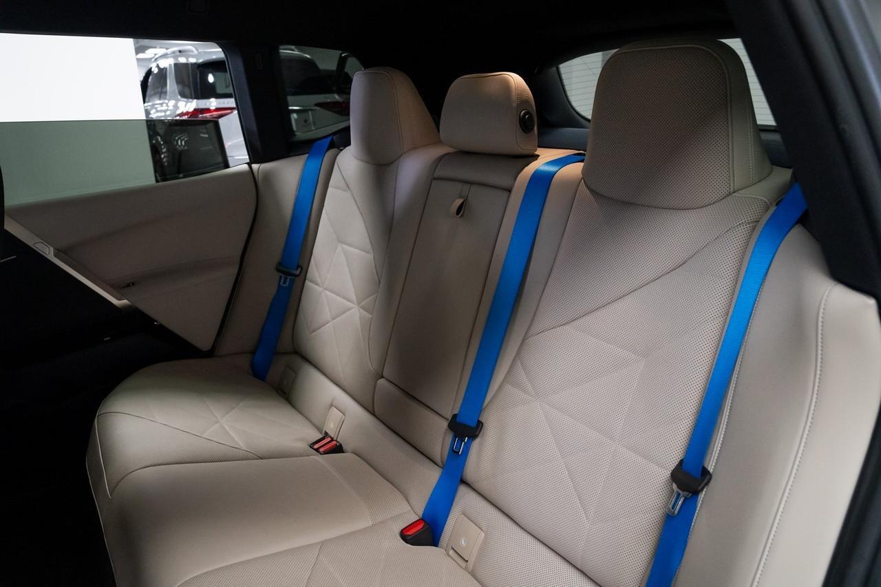 2023 BMW iX xDrive50 1 Owner Heated Seats Premium Package Portland OR