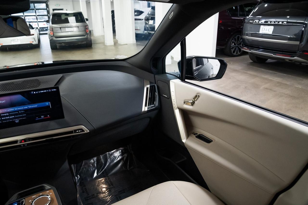 2023 BMW iX xDrive50 1 Owner Heated Seats Premium Package Portland OR