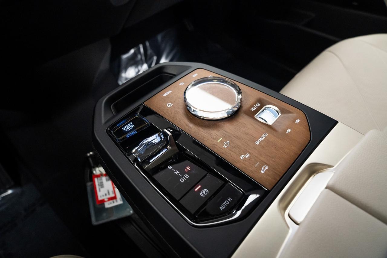 2023 BMW iX xDrive50 1 Owner Heated Seats Premium Package Portland OR