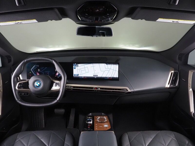 2023 BMW iX xDrive50 AWD *SPORT PKG, PREMIUM PKG, DRIVING ASSIST PRO PKG, HEADS-UP DISPLAY, NAVIGATION, ADAPTIVE CRUISE, SAFETY ALERTS, 360 VIEW CAMERAS, PANO ECLIPSING GLASS ROOF, LEATHER, CLIMATE SEATS, ADAPTIVE LED HEADLIGHTS, HARMAN/KARDON, WIRELESS CHARGING