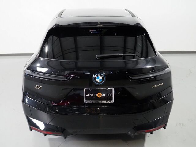 2023 BMW iX xDrive50 AWD *SPORT PKG, ULTIMATE PKG, HEADS-UP DISPLAY, NAVIGATION, ADAPTIVE CRUISE, SAFETY ALERTS, 360 CAMERAS, PANO ECLIPSING ROOF, CLIMATE SEATS, HARMAN/KARDON, WIRELESS CHARGING Round Rock TX