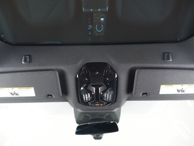 2023 BMW iX xDrive50 AWD *SPORT PKG, ULTIMATE PKG, HEADS-UP DISPLAY, NAVIGATION, ADAPTIVE CRUISE, SAFETY ALERTS, 360 CAMERAS, PANO ECLIPSING ROOF, CLIMATE SEATS, HARMAN/KARDON, WIRELESS CHARGING Round Rock TX