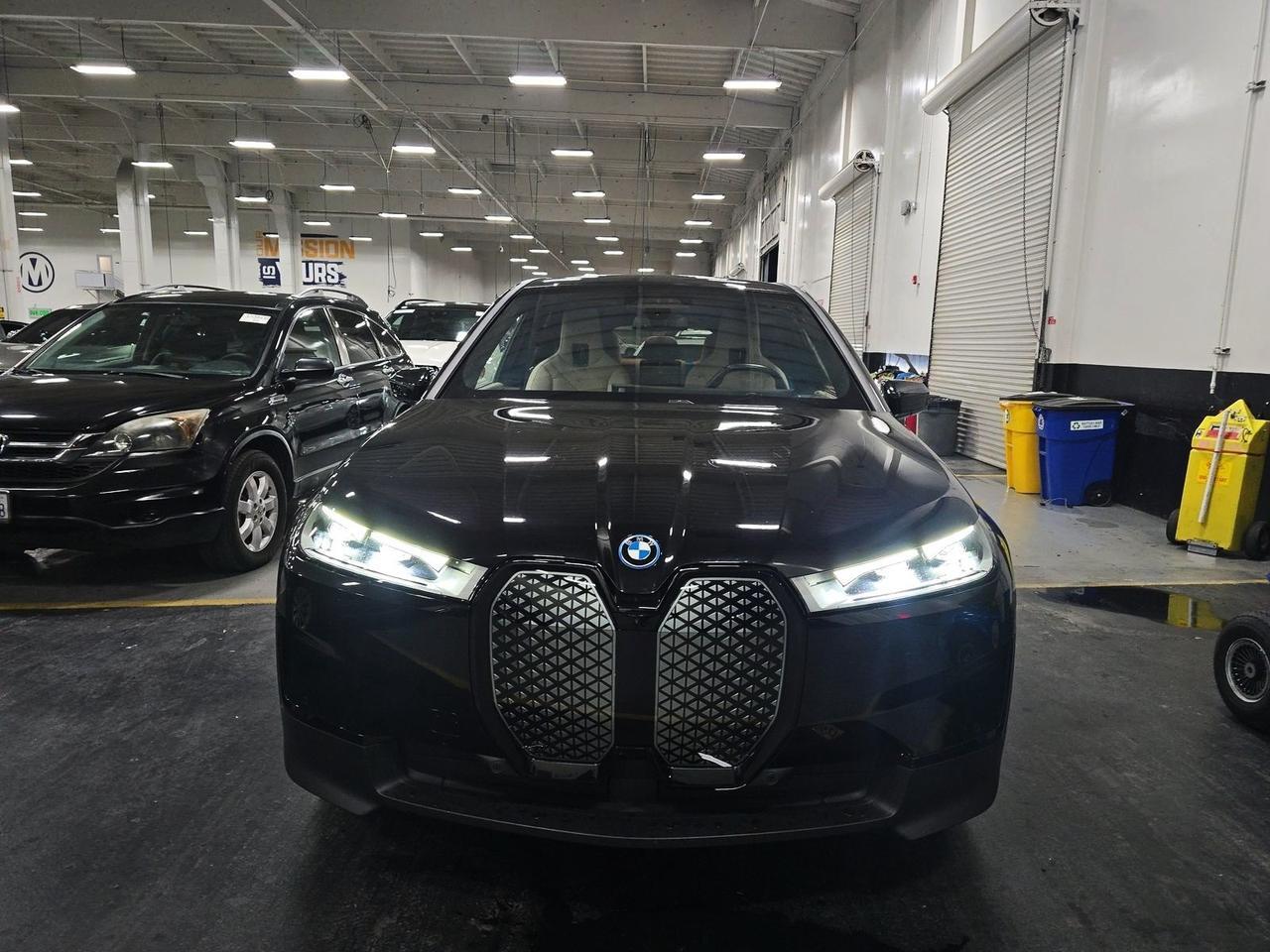 2023 BMW iX xDrive50 Head-Up Display Adaptive Cruise  Color Portland OR