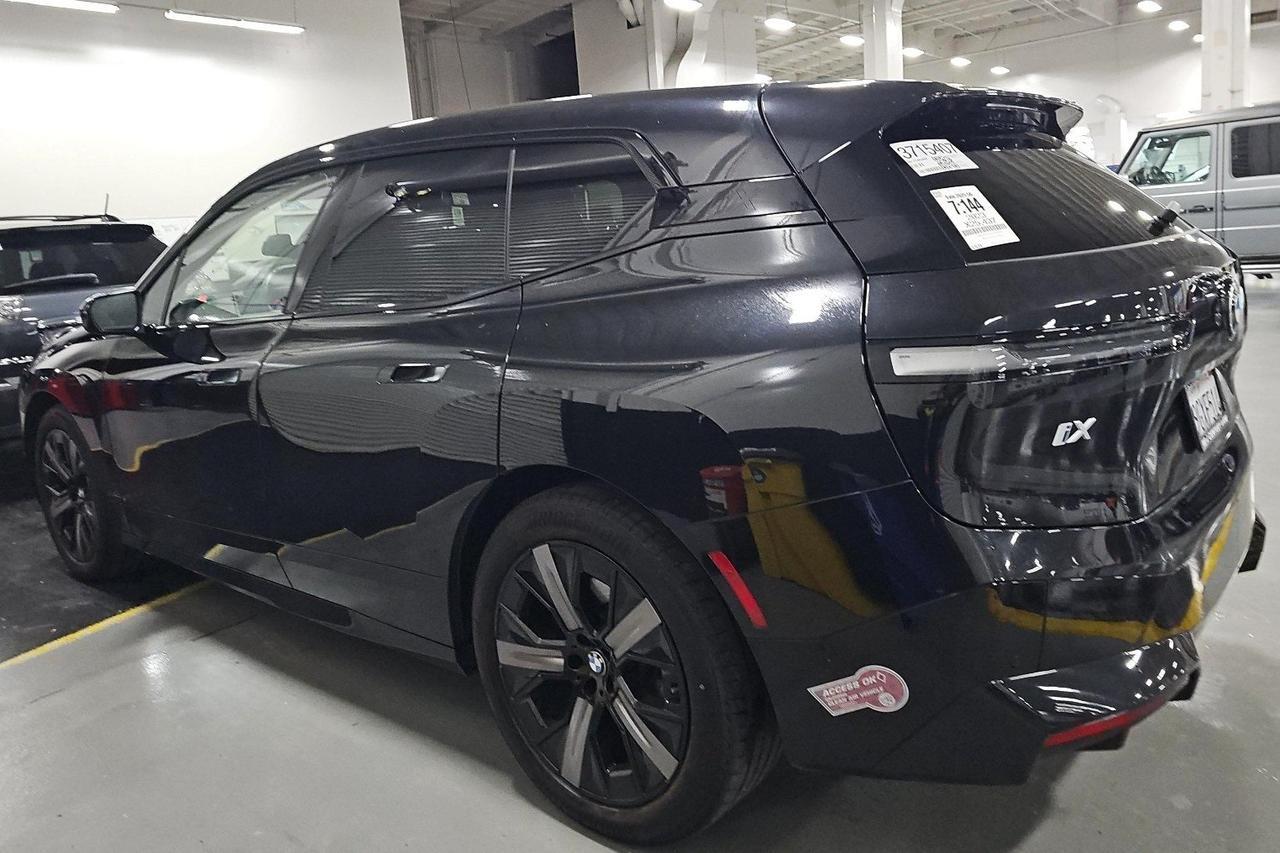 2023 BMW iX xDrive50 Premium Package Sport Package Adaptive Cruise Portland OR