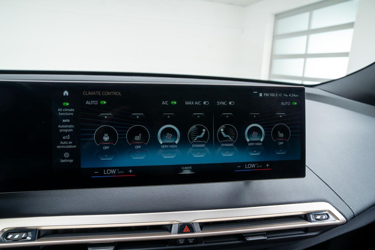 2023 BMW iX xDrive50 Sport Package Panoramic Sky Lounge Portland OR