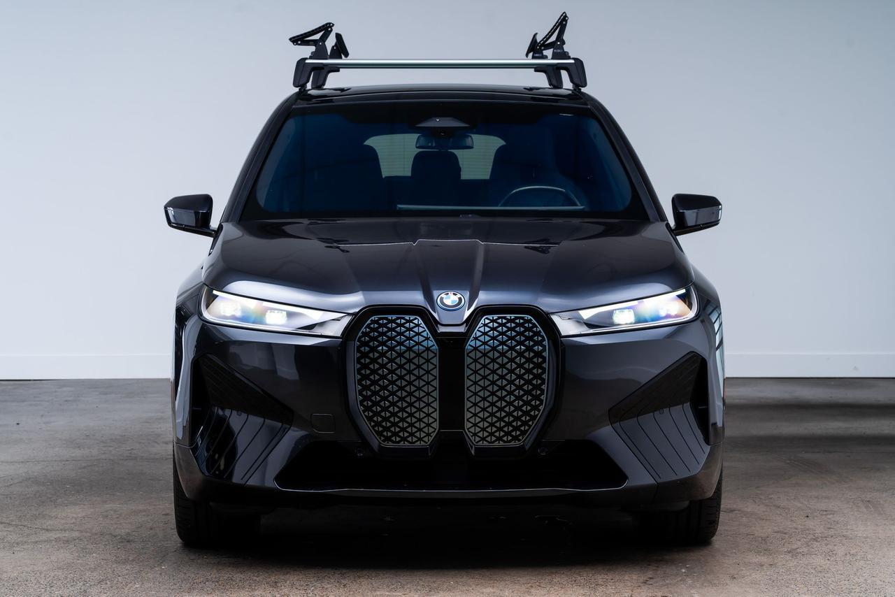 2023 BMW iX xDrive50 Sport Package Panoramic Sky Lounge Portland OR