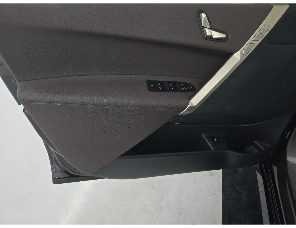 2023 BMW iX xDrive50 Sport Package Panoramic Sky Lounge Portland OR