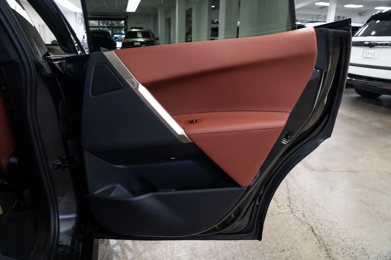 2023 BMW iX xDrive50 Sport Package Panoramic Sky Lounge Roof Portland OR