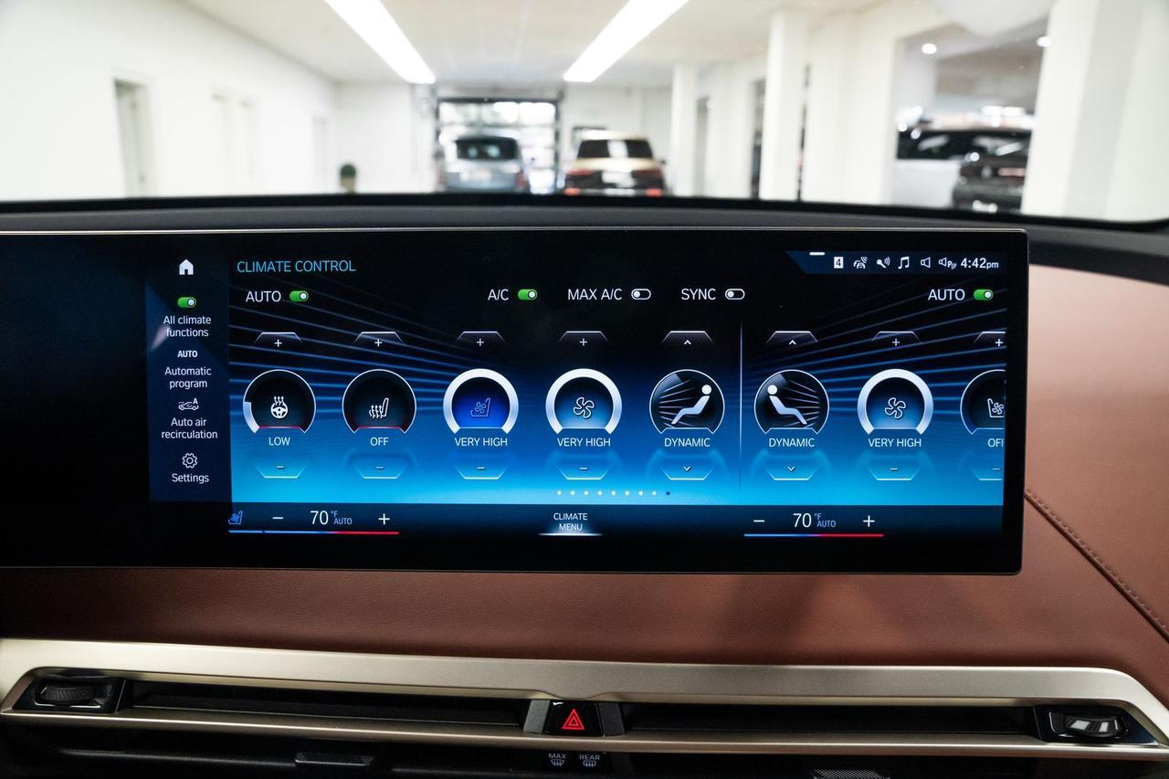 2023 BMW iX xDrive50 Sport Package Panoramic Sky Lounge Roof Portland OR