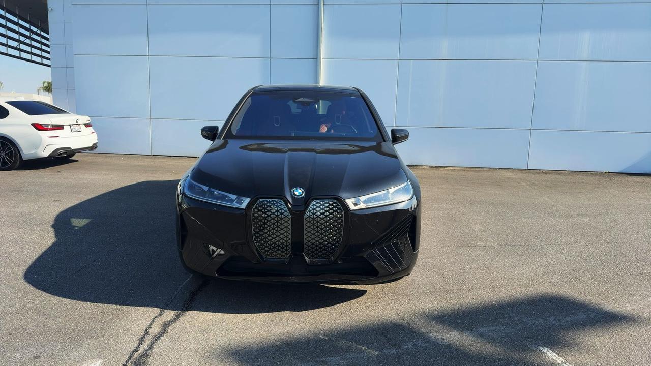 2023 BMW iX xDrive50 Sport Package Panoramic Sky Lounge Roof Portland OR