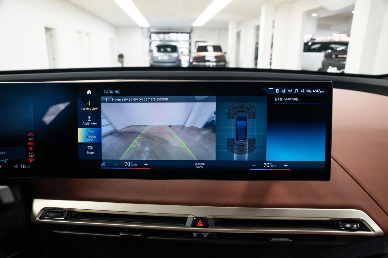 2023 BMW iX xDrive50 Sport Package Panoramic Sky Lounge Roof Portland OR