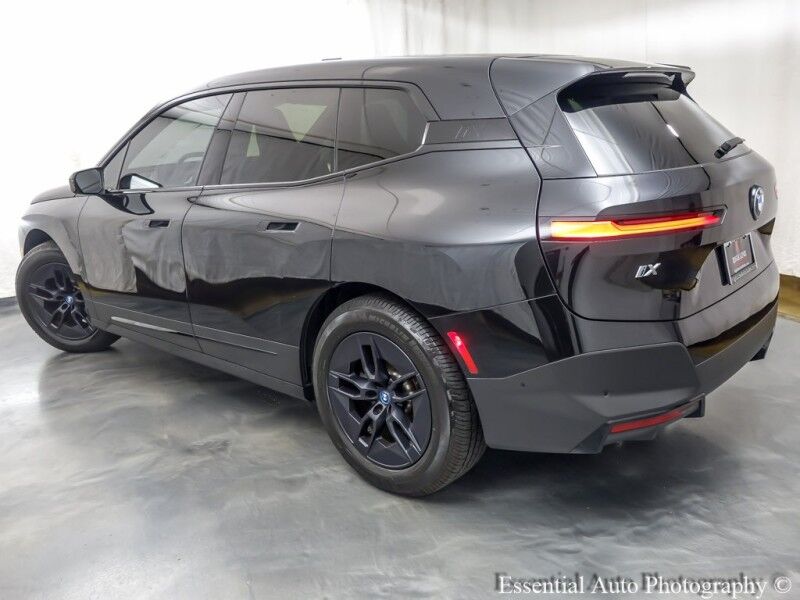 2023 BMW iX xDrive50 Willowbrook IL