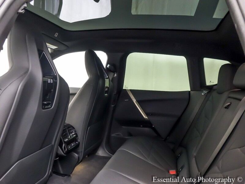 2023 BMW iX xDrive50 Willowbrook IL