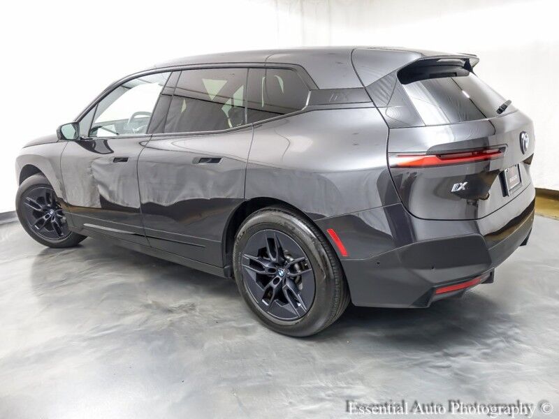 2023 BMW iX xDrive50 Willowbrook IL
