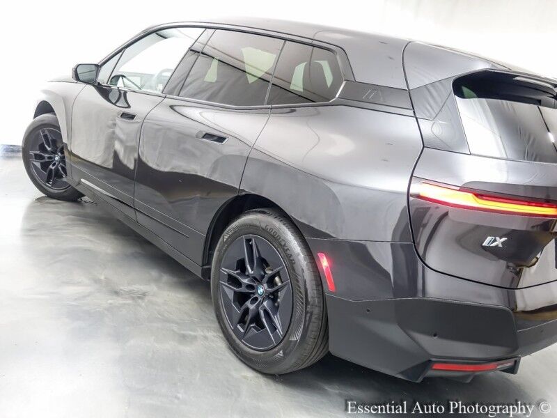 2023 BMW iX xDrive50 Willowbrook IL