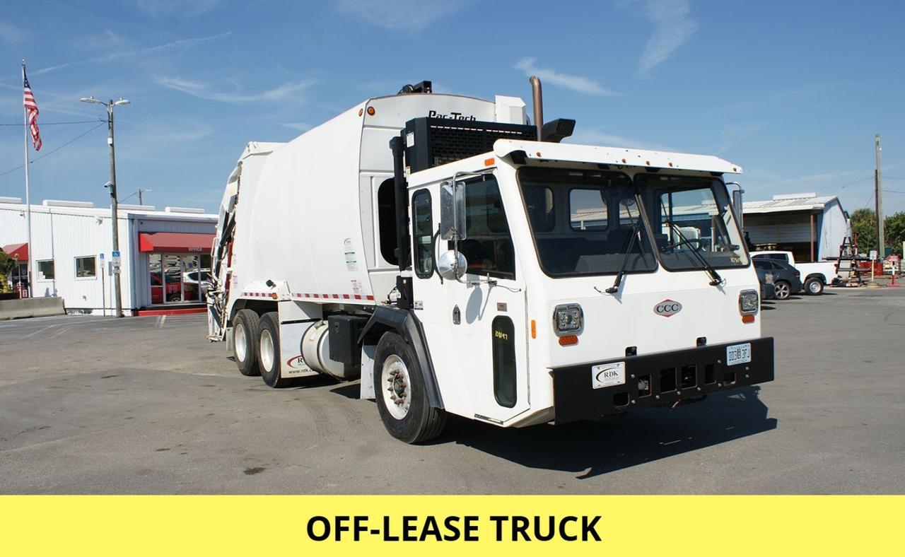 2023 Battle Motors LET2 25 yd. Pac-Tech Rear Loader Garbage Truck
