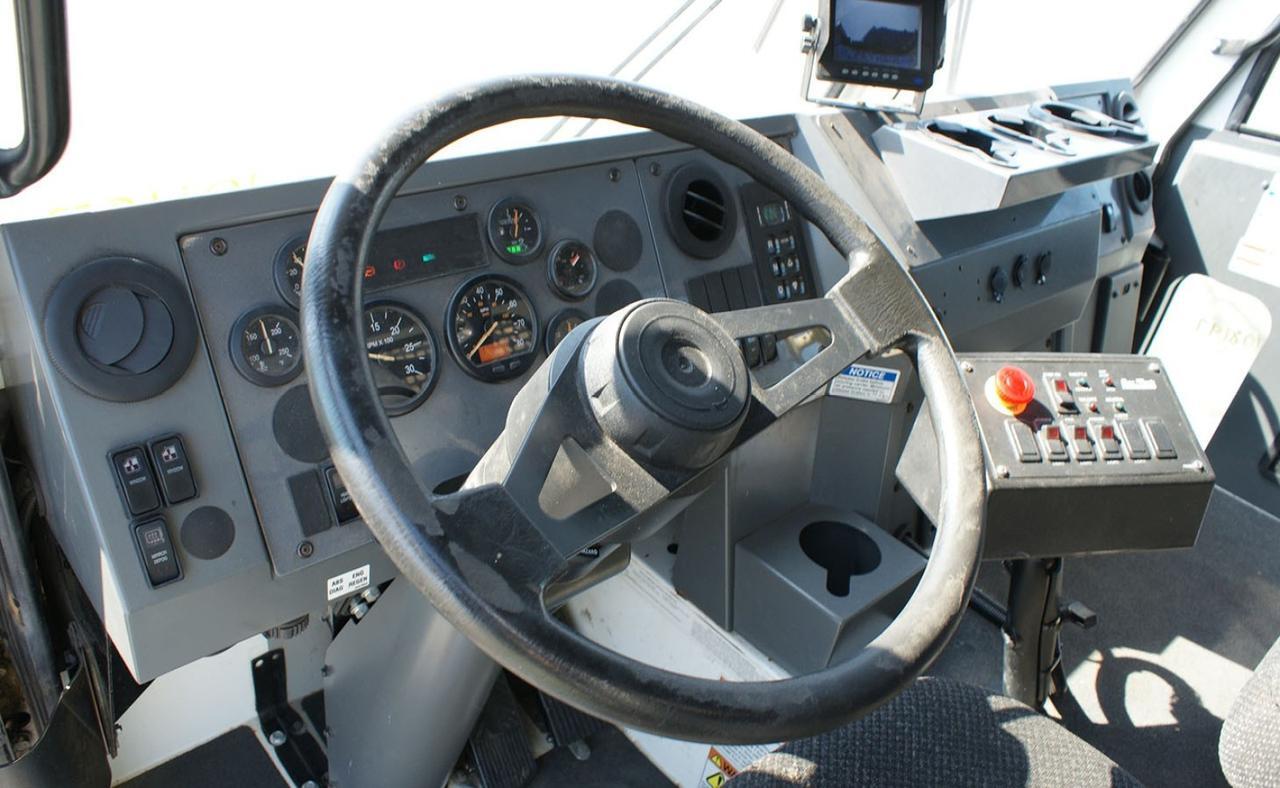 2023 Battle Motors LET2 25 yd. Pac-Tech Rear Loader Garbage Truck Tampa FL