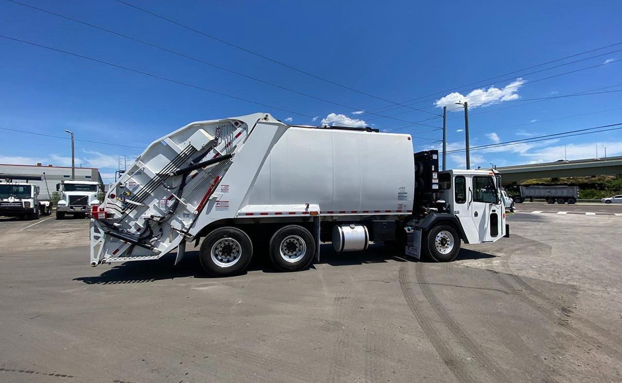 2023 Battle Motors LET2 25 yd. Pac-Tech Rear Loader Garbage Truck Tampa FL
