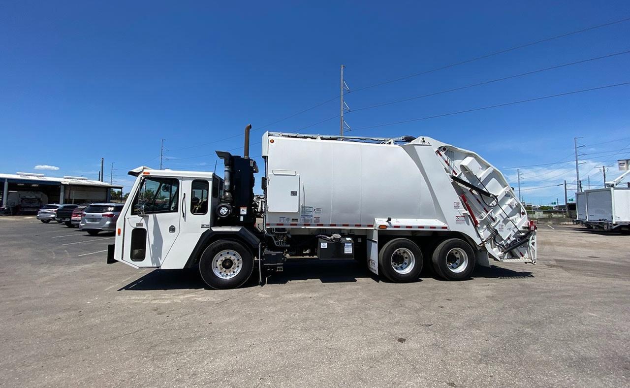 2023 Battle Motors LET2 25 yd. Pac-Tech Rear Loader Garbage Truck Tampa FL