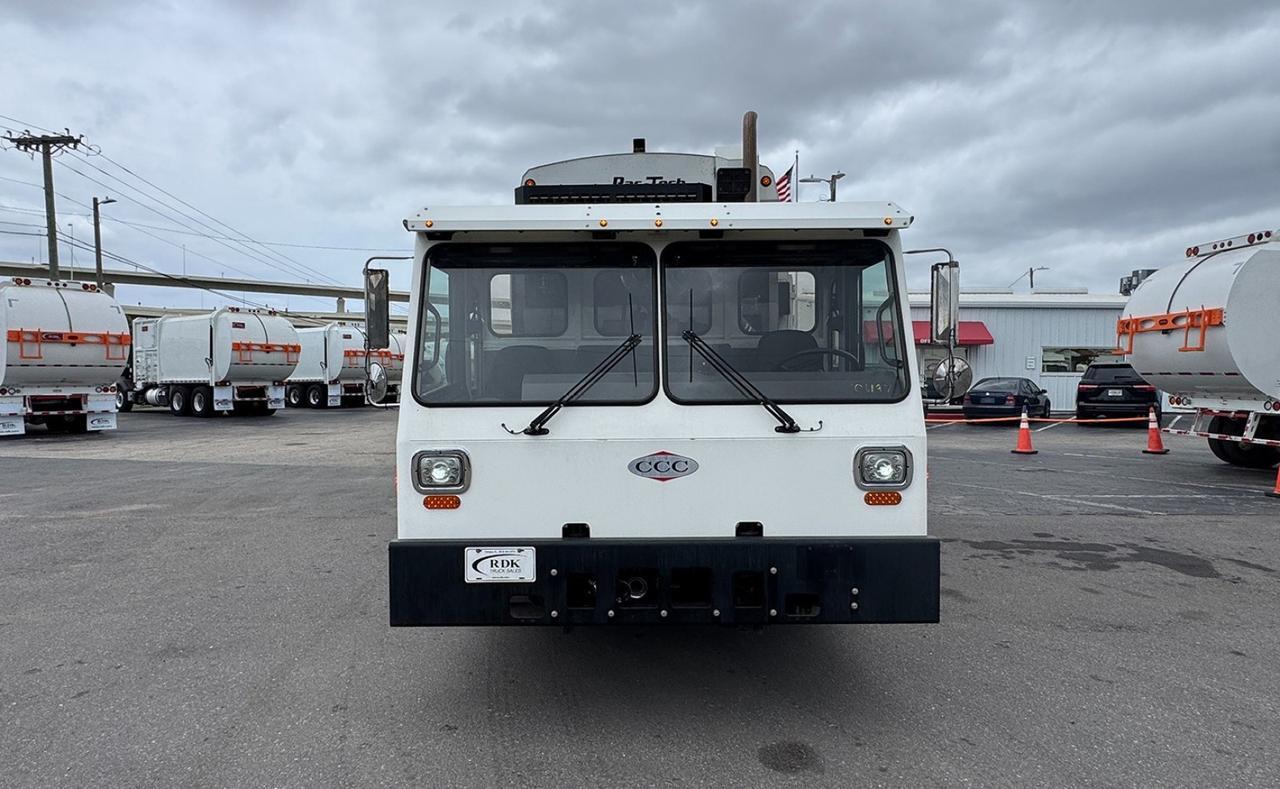 2023 Battle Motors LET2 25 yd. Pac-Tech Rear Loader Garbage Truck