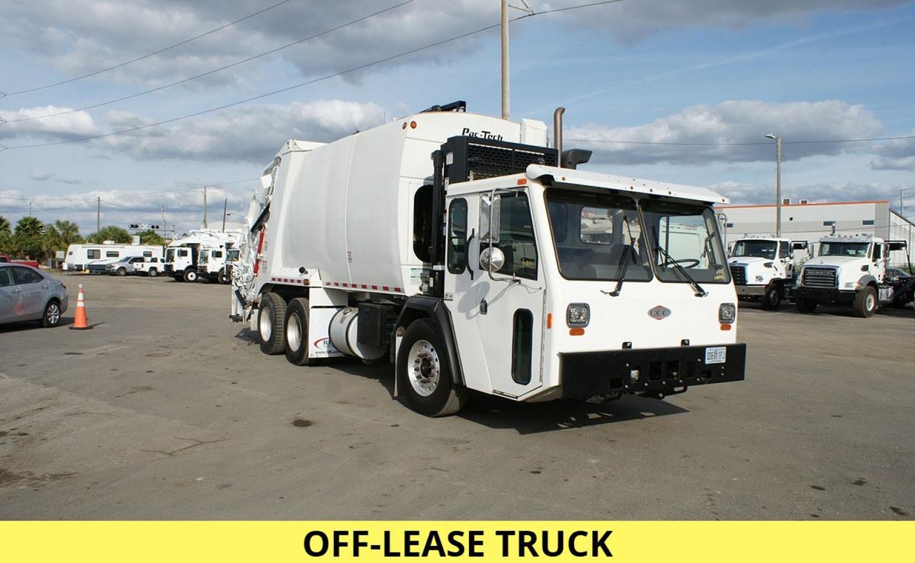 2023 Battle Motors LET2-46 25 yard Pac-Tech Rear Loader Garbage Truck