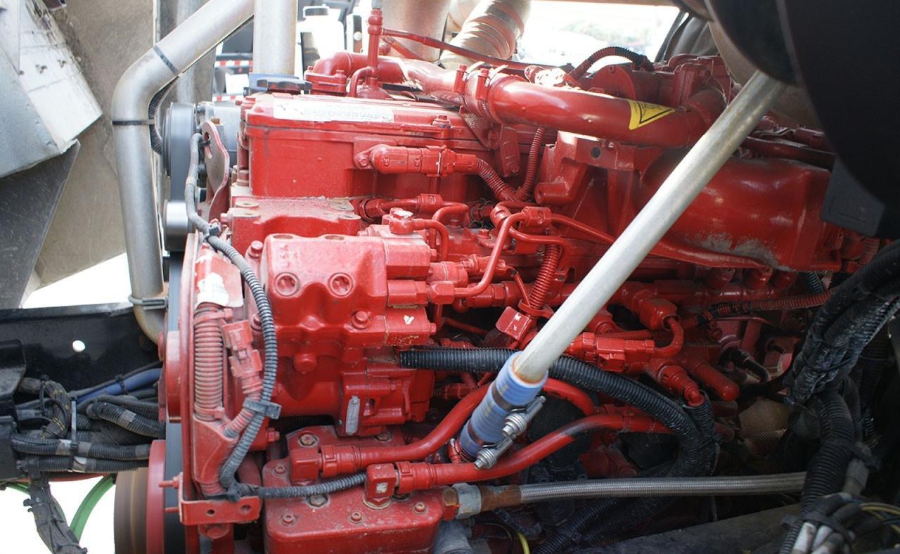 2023 Battle Motors LET2-46 25 yard Pac-Tech Rear Loader Garbage Truck Tampa FL