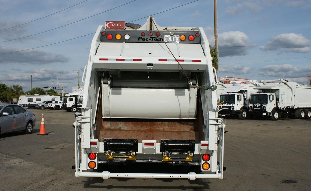 2023 Battle Motors LET2-46 25 yard Pac-Tech Rear Loader Garbage Truck Tampa FL