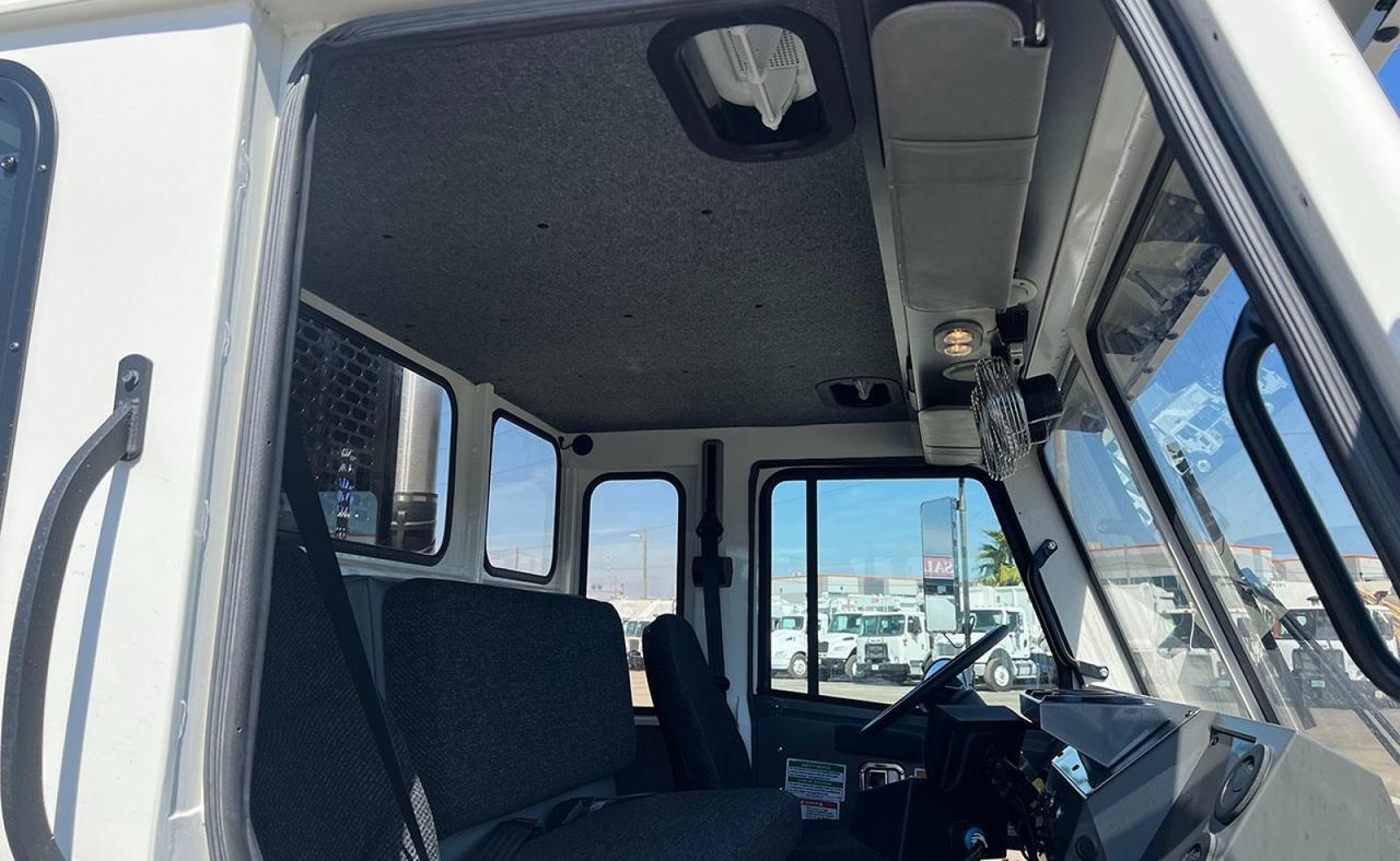 2023 Battle Motors LET2-46 25 yd. Pac-Tech Rear Loader Garbage Truck Tampa FL