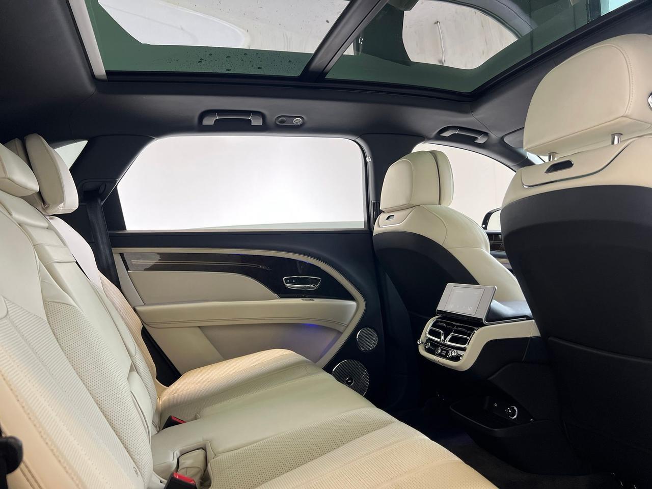2023 Bentley Bentayga EWB Indianapolis IN