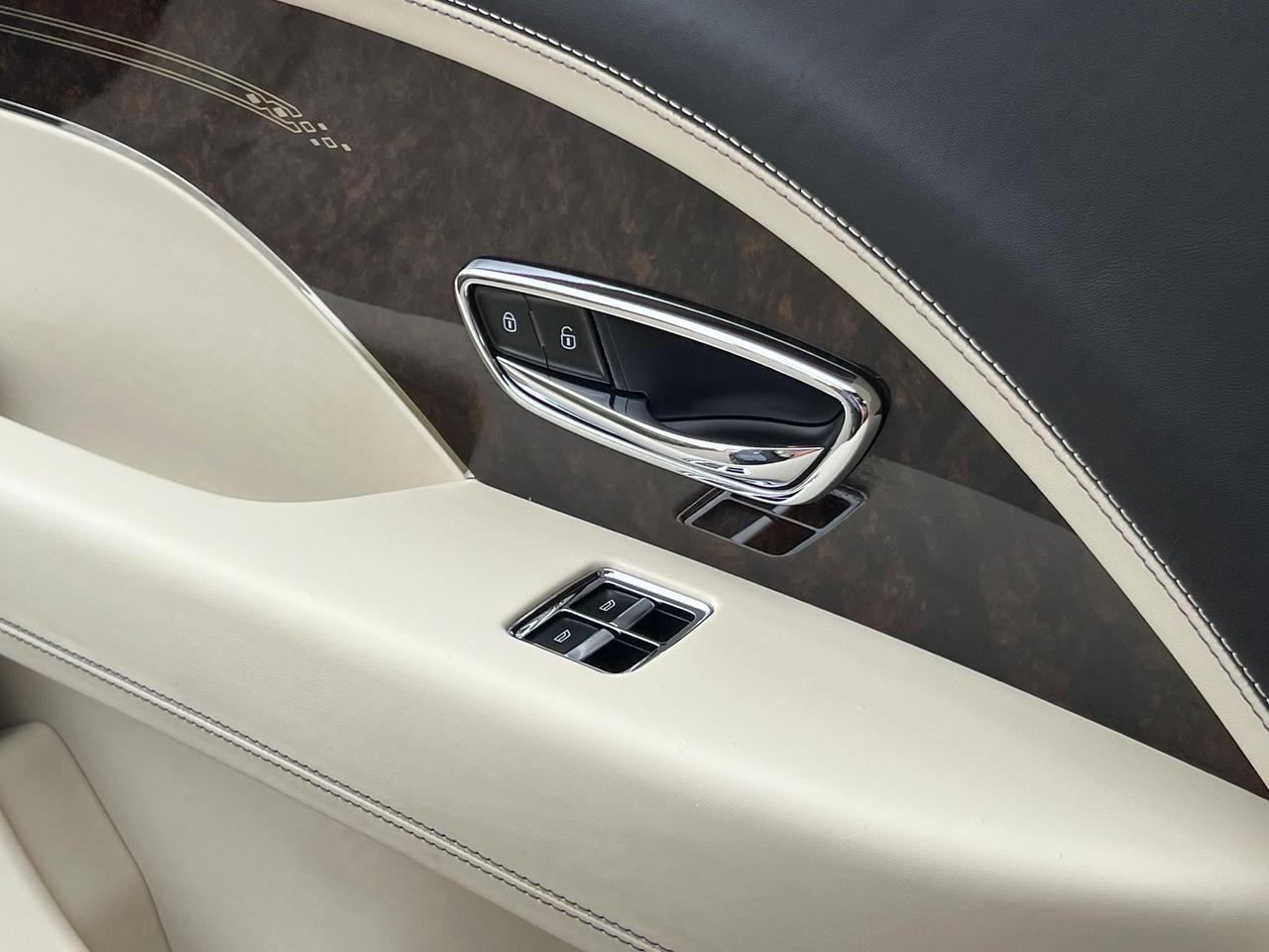 2023 Bentley Bentayga EWB Indianapolis IN