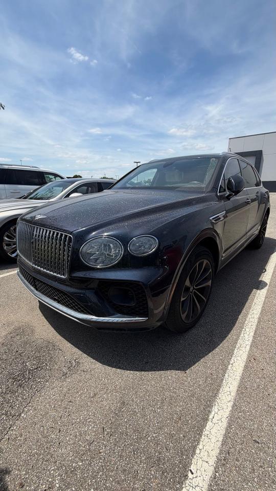 2023 Bentley Bentayga EWB