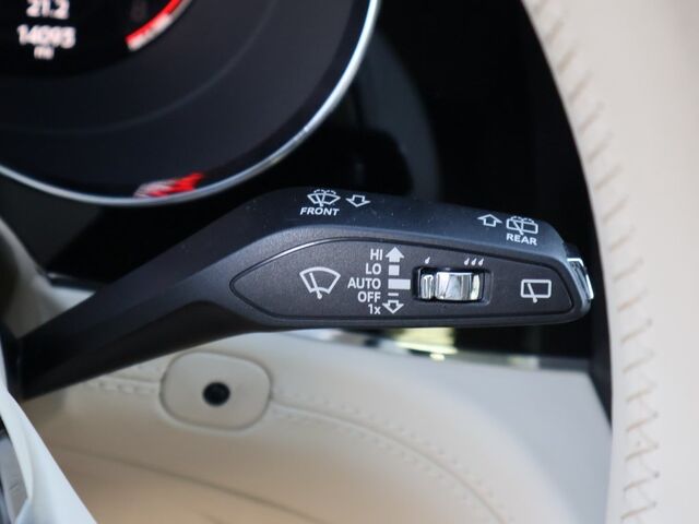 2023 Bentley Bentayga EWB  Oshkosh WI