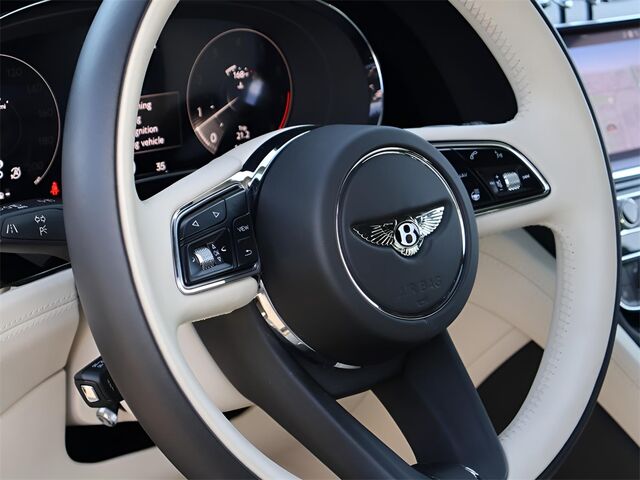 2023 Bentley Bentayga EWB  Oshkosh WI