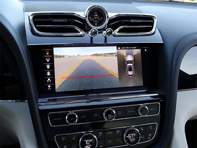 2023 Bentley Bentayga EWB  Oshkosh WI