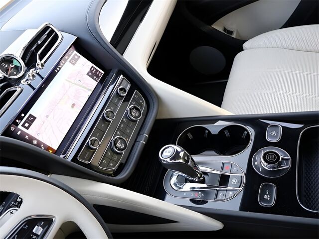 2023 Bentley Bentayga EWB  Oshkosh WI