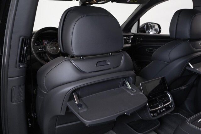 2023 Bentley Bentayga EWB ($277,485 MSRP!) *AIRLINE SEAT SPEC* *BLACKLINE SPEC* *PICNIC TABLES* *POWER CLOSE REAR DOORS* *TOURING SPEC* San Diego CA