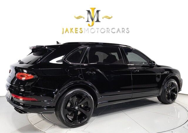 2023 Bentley Bentayga EWB ($277,485 MSRP!) *AIRLINE SEAT SPEC* *BLACKLINE SPEC* *PICNIC TABLES* *POWER CLOSE REAR DOORS* *TOURING SPEC* San Diego CA