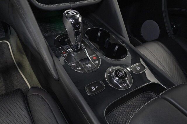 2023 Bentley Bentayga EWB ($277,485 MSRP!) *AIRLINE SEAT SPEC* *BLACKLINE SPEC* *PICNIC TABLES* *POWER CLOSE REAR DOORS* *TOURING SPEC* San Diego CA