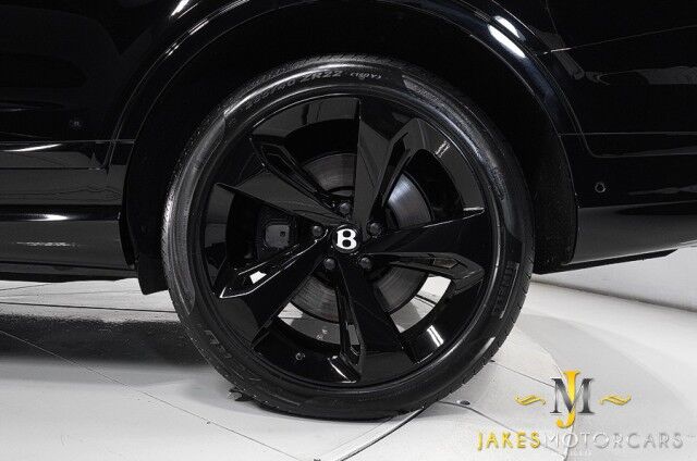 2023 Bentley Bentayga EWB ($277,485 MSRP!) *AIRLINE SEAT SPEC* *BLACKLINE SPEC* *PICNIC TABLES* *POWER CLOSE REAR DOORS* *TOURING SPEC* San Diego CA
