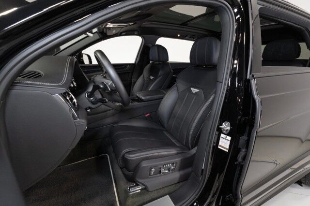 2023 Bentley Bentayga EWB ($277,485 MSRP!) *AIRLINE SEAT SPEC* *BLACKLINE SPEC* *PICNIC TABLES* *POWER CLOSE REAR DOORS* *TOURING SPEC* San Diego CA