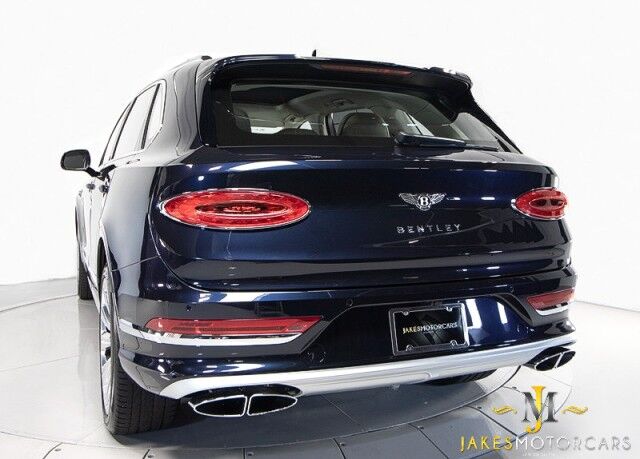 2023 Bentley Bentayga EWB Azure ($277,000 MSRP) *1-OWNER* San Diego CA